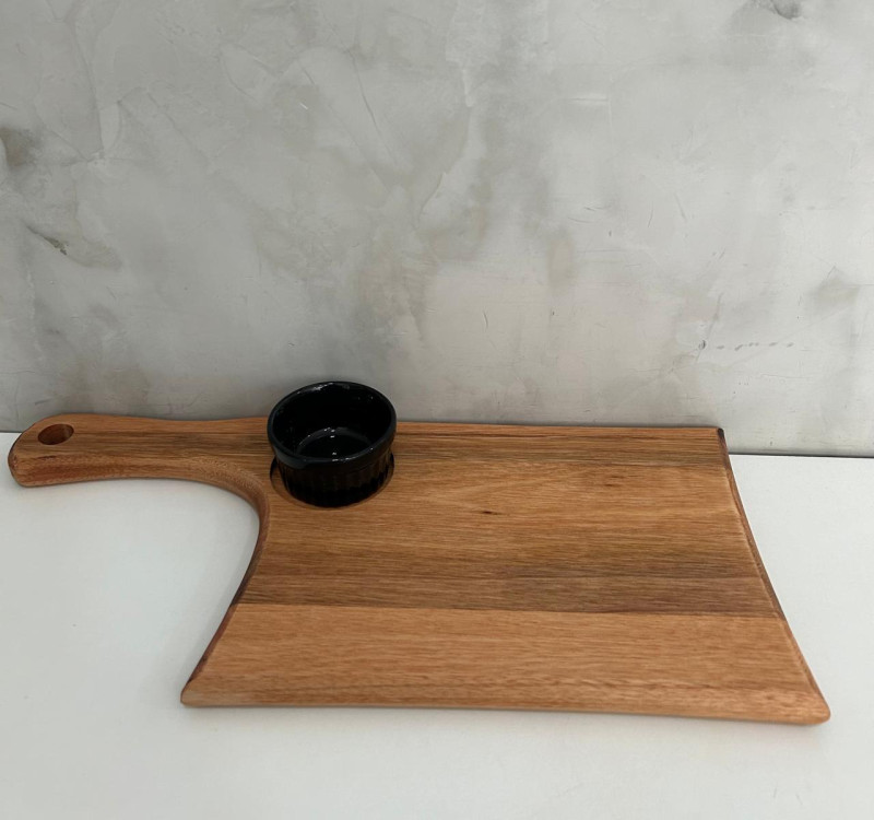 Tábua de servir com rebaixo para molho 36x16 cm