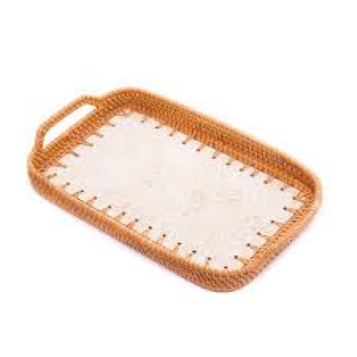 BANDEJA DECORATIVA RATTAN E CONCHA 36X24X7CM WOLFF