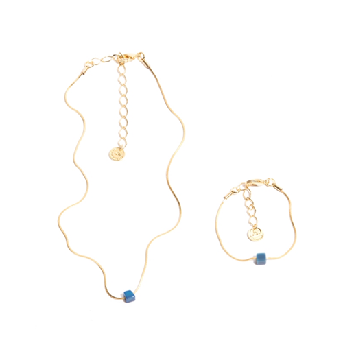 Conjunto colar e pulseira Kelly cubinho pedra Ágata, banhado em ouro AZUL